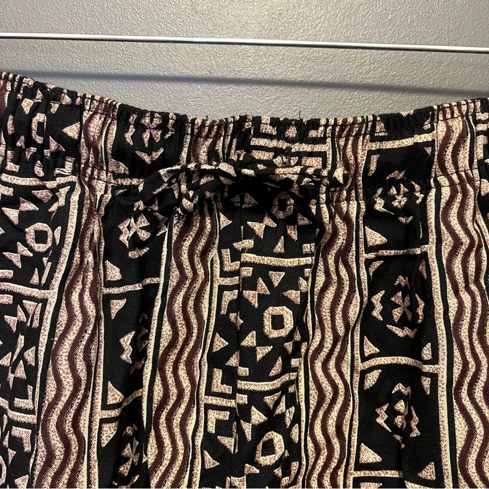 Vintage abstract vacation shorts elastic drawstring high waist black brown tan M - Picture 2 of 10